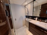 Princess 68 for sale - owners cabin shower